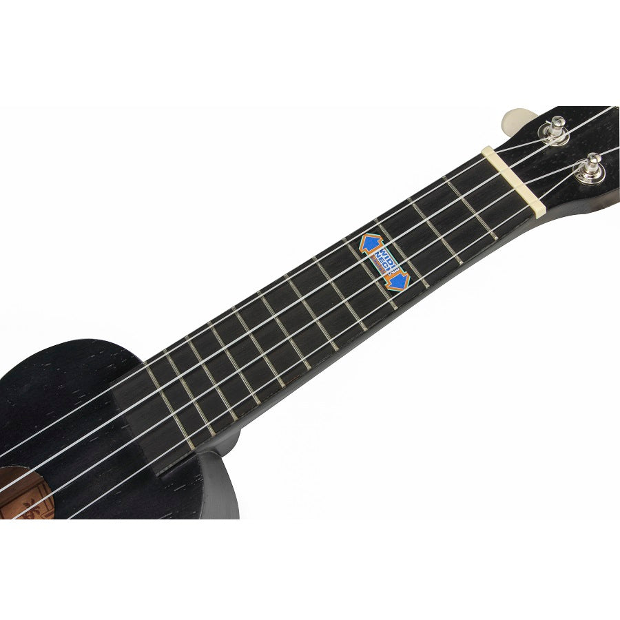 Mahalo MK1PWTBK Комплект сопрано укулеле, Translucent Black, калъф, 3 перца