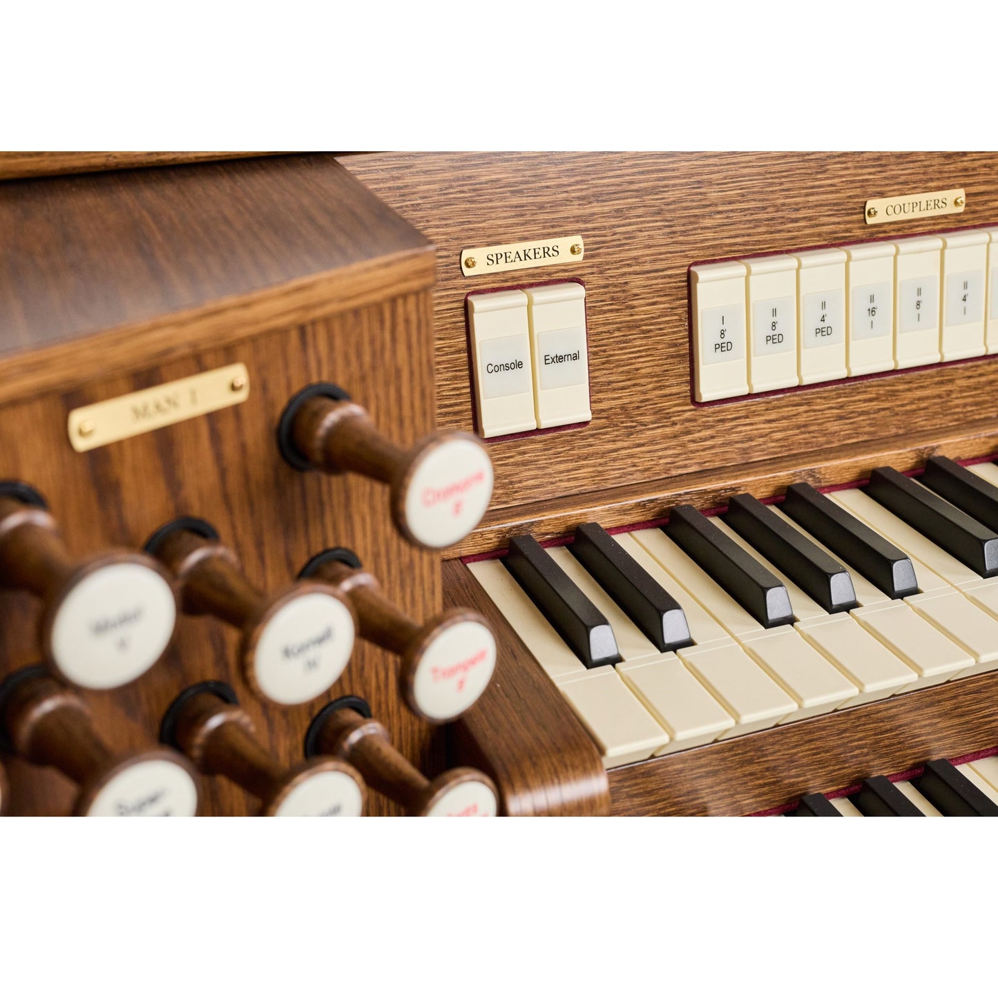 Viscount Opera 250 Дигитален църковен орган с 2 мануала и Physis Plus технология