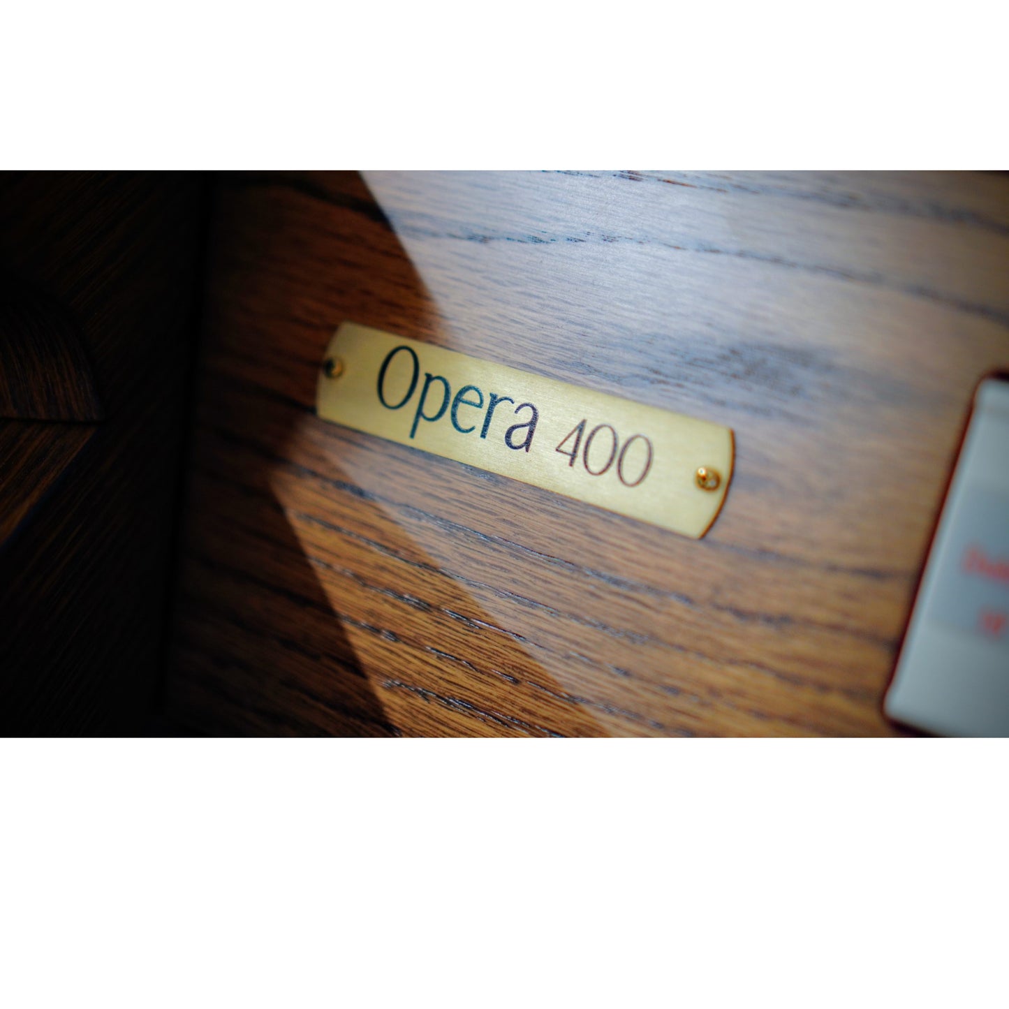 Viscount Opera 400 Професионален дигитален църковен орган с 3 мануала и Physis Plus технология